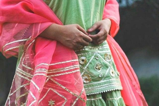 Pakistan Gul Ror Gul Rukh Gharara Set | Choices Are Unlimited